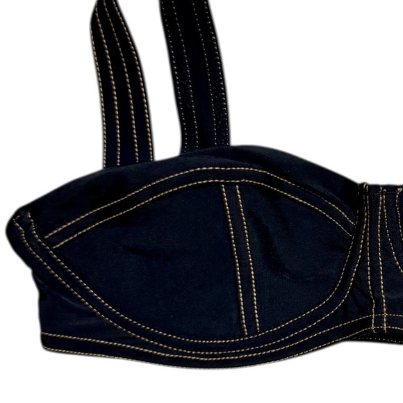 Devon Windsor - Picture 8 of 16